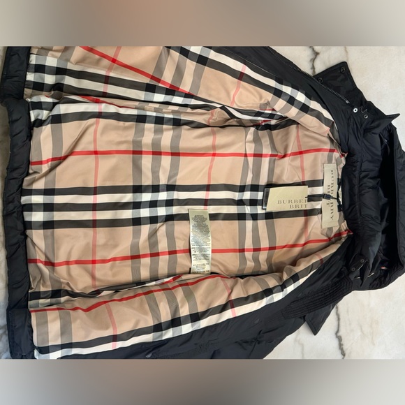 NWT Burberry Brit Black Puffer Coat with removable hood/belt - Picture 10 of 16
